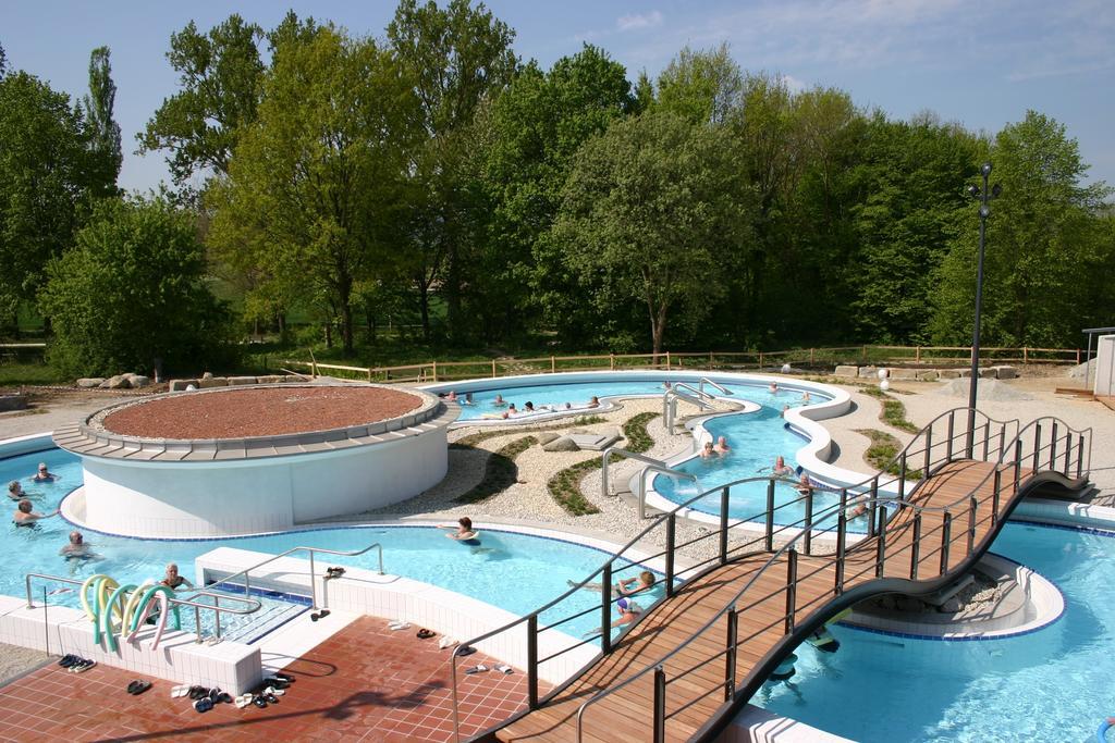 Hotel An Der Brunnader - Ihr Zuhause Im Rottal Bad Birnbach Exterior photo